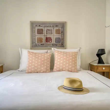 L'orme Antibois - En Plein Coeur Du Vieil Daire *