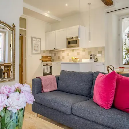 L'orme Antibois - En Plein Coeur Du Vieil * Антиб